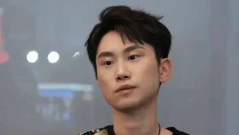 DK战队万经济领先遭局势逆转,关键团战远古龙争夺险胜-多宝电竞 DK战队万经济领先遭局势逆转,关键团战远古龙争夺险胜-多宝电竞